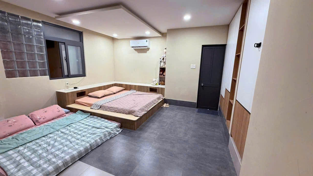 5 спален — Vĩnh Ngọc, аренда квартиры SUNVIET