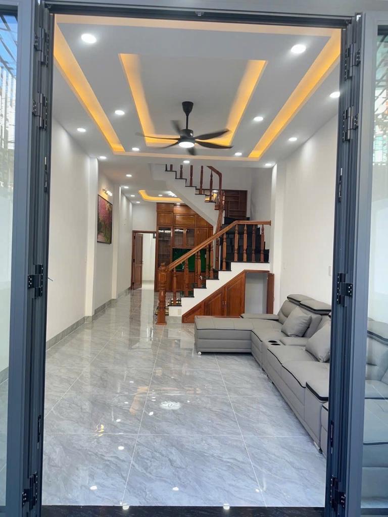 Дом · 4 спальни — Ngọc Hiệp, аренда квартиры SUNVIET