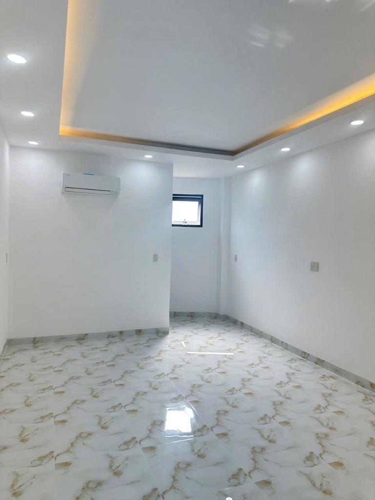 Дом · 4 спальни — Ngọc Hiệp, аренда квартиры SUNVIET
