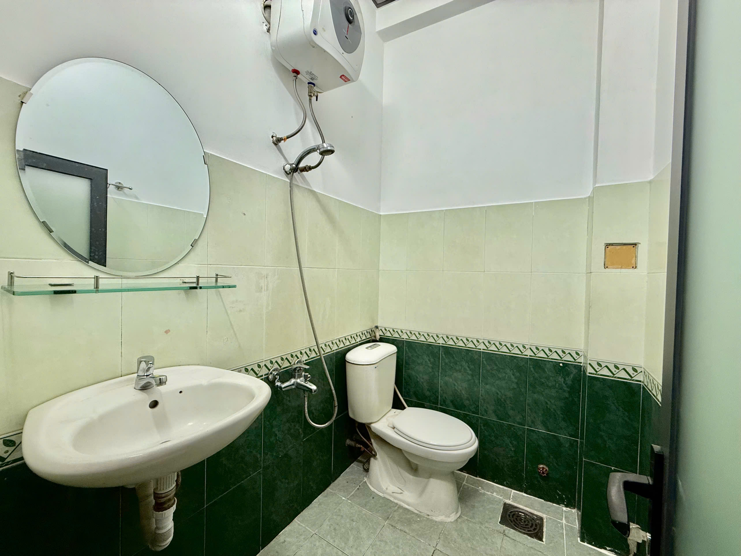 Дом · 4 спальни — Phương Sài, аренда квартиры SUNVIET