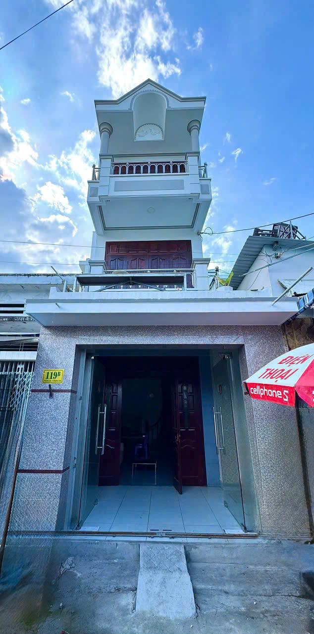 Дом · 4 спальни — Phương Sài, аренда квартиры SUNVIET