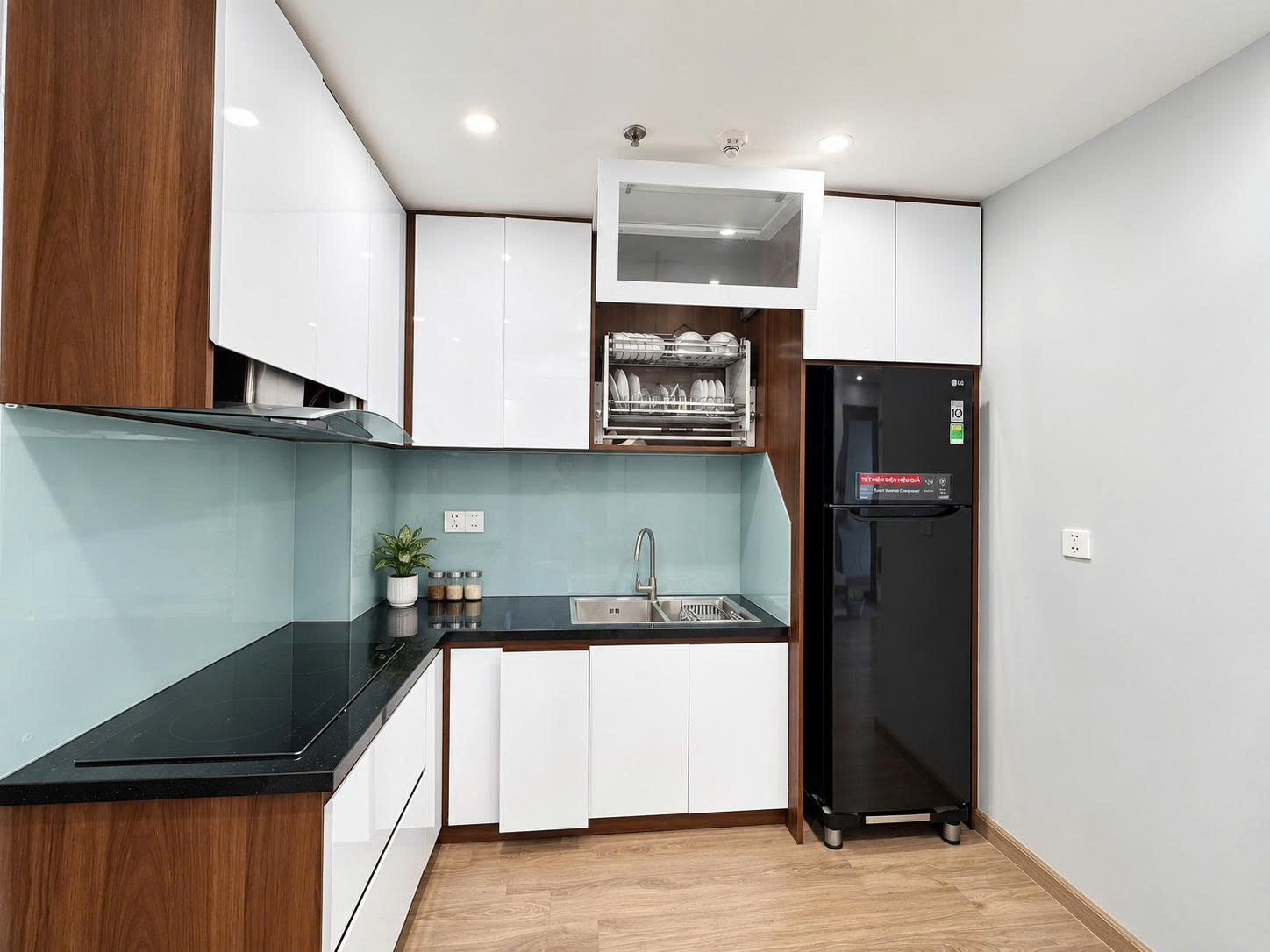 Квартира · 2 спальни — HUD Building, Nguyễn Thiện Thuật, Lộc Thọ, аренда квартиры SUNVIET
