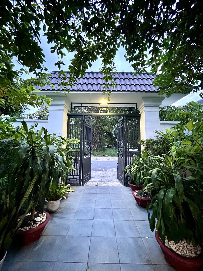Вилла · 4 спальни — Vĩnh Hải, аренда квартиры SUNVIET
