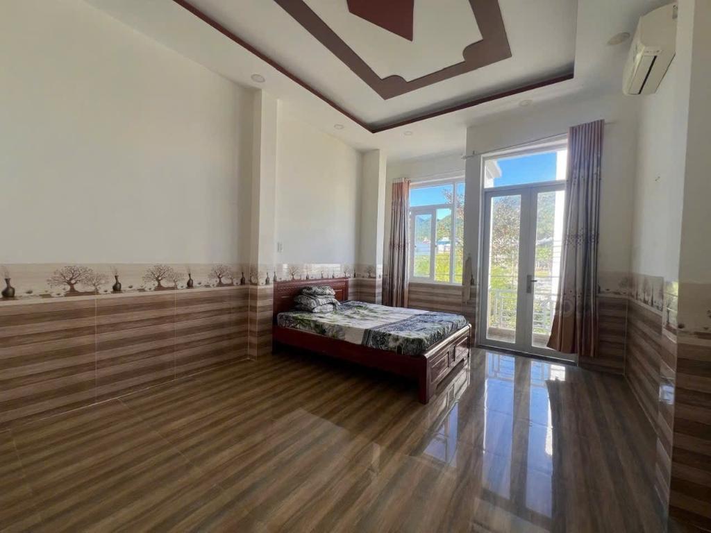Дом · 4 спальни — Hòn Xện, аренда квартиры SUNVIET