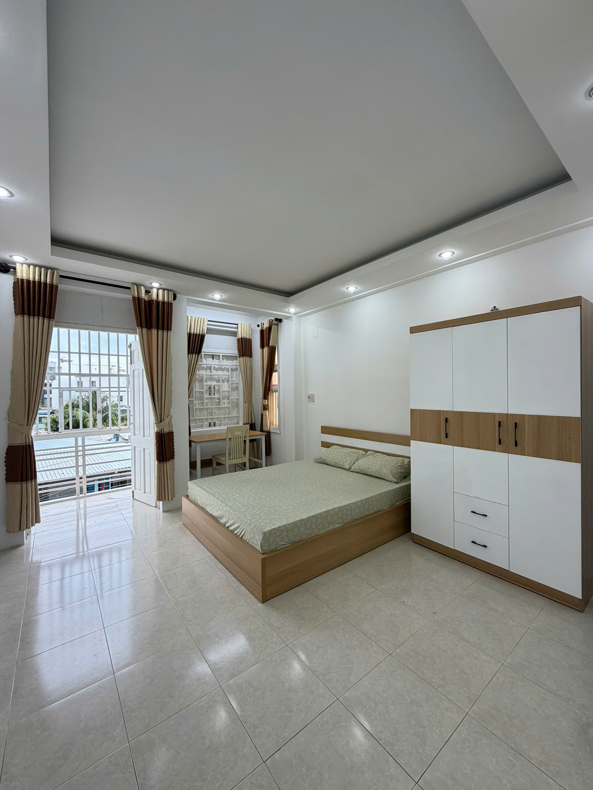 Дом · 4 спальни — Phạm Văn Đồng, Vĩnh Hòa, аренда квартиры SUNVIET